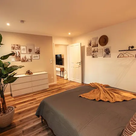 Design - Stilvoll - Gemuetlich - Citynah * Krefeld